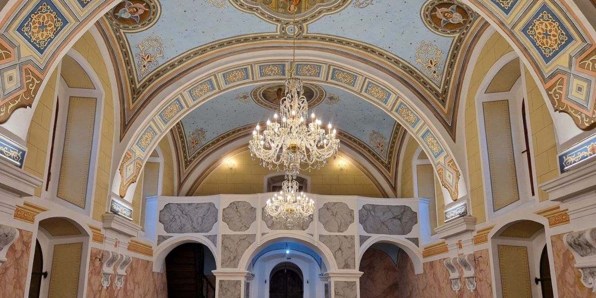 Хрустальные люстры ArtCrystal Tomeš для церкви Святого Стефана в Хорватии
