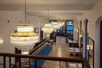 Современная люстра TX008000028