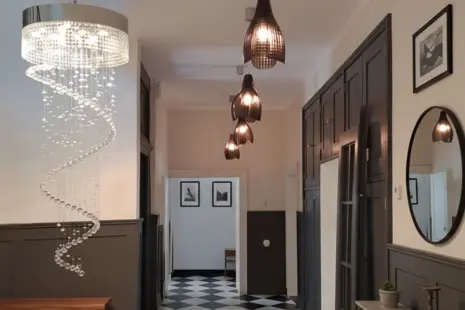 Когда коридор сияет как галерея